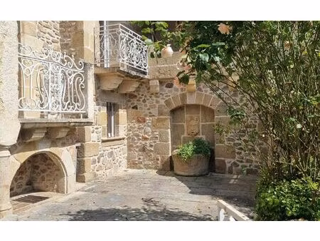 location maison  130.62 m² t-5 à montluçon  995 €