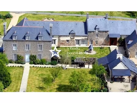 château à vendre à mont-dol