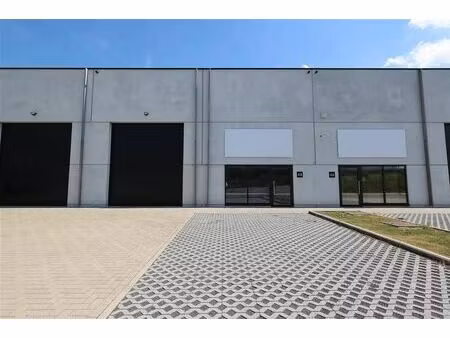 surface industrielle à louer à rue des orchidées 48 gembloux (vbd40474)