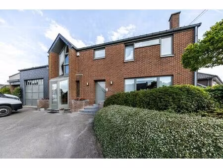 immeuble de rapport à vendre à avenue de la libération 14 fernelmont (vbd40212)