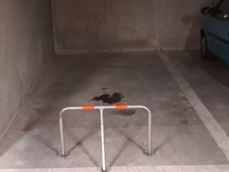 place de parking brignais gare