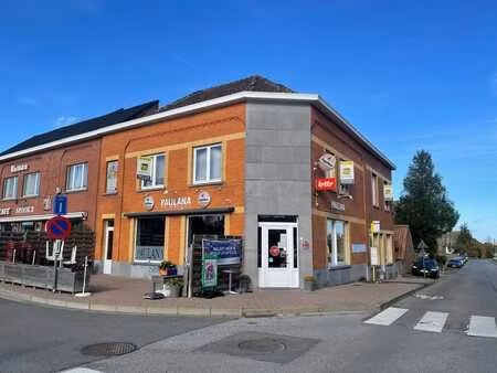 ruim handelspand met woongelegenheid