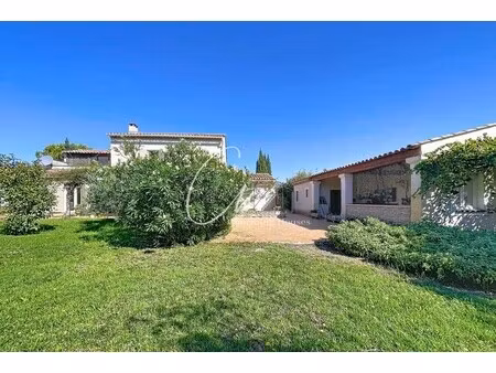 maison de luxe à vendre à maillane