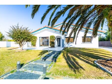 maison de luxe à vendre à arcangues