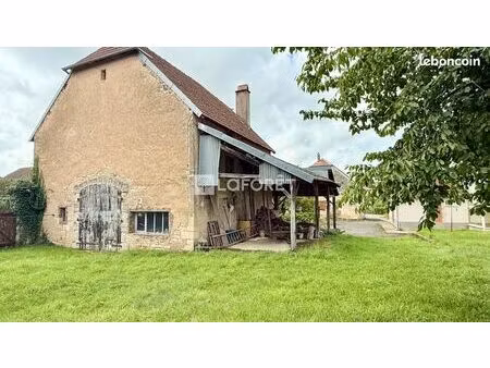 grange 2 pièces 85 m²