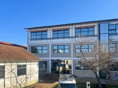 location meublée locaux professionnels 8 m² à joinville-le-pont (94340)  329 €