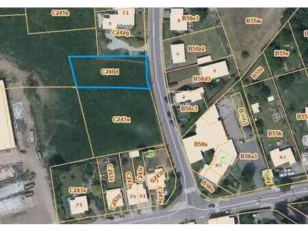 terrain de 22 mètre de façade