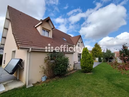 maison 5 pièces - 221 m²