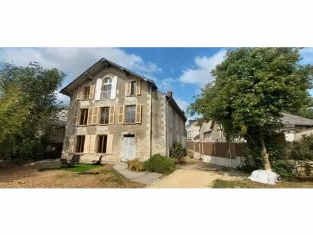 vente maison 7 pièces 240 m² mirebeau (86110)
