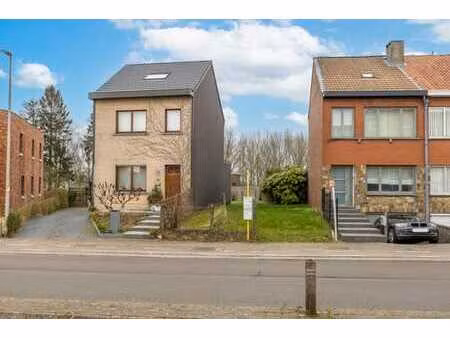 bouwgrond voor het bouwen van een één -of meergezinswoning