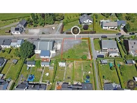 terrain avec permis de lotissement 2 maisons mitoyennes