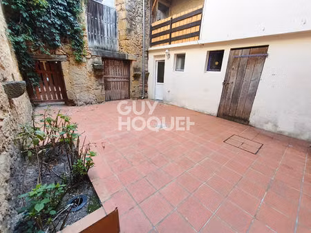 appartement t3 de 84 m2 et cour de 33m²