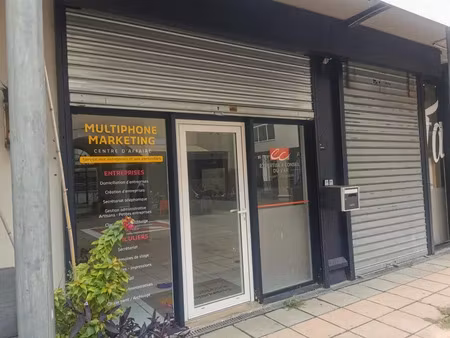 local commercial 80 m2 en très bon état dans zone piétonne
