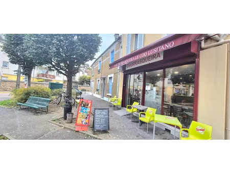 vente locaux professionnels 50 m² à mandres-les-roses (94520)  126 500 €