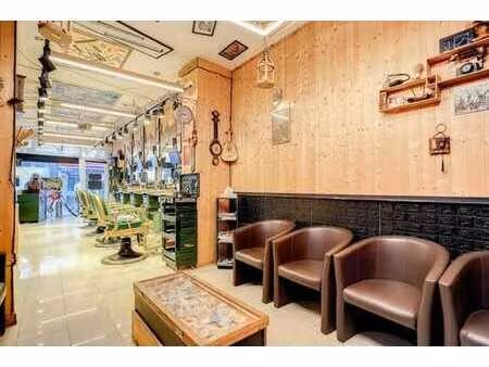 saint-guidon // local commercial