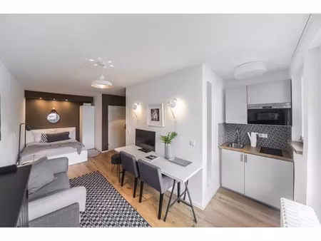 superbe studio situé dans une résidence récente