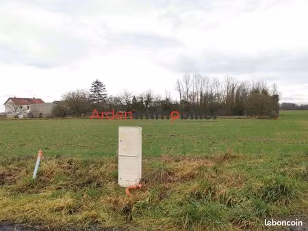 terrain 1456 m² rethel