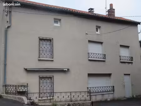 maison de village 9 pièces 110 m²