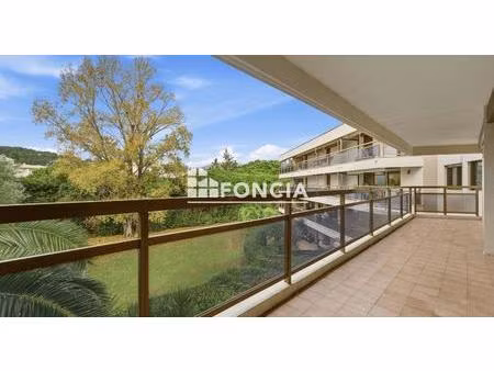 mandelieu minelle 3/4 pieces cave et garage piscine espaces verts