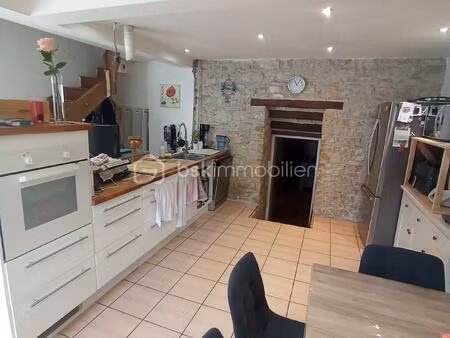 maison de 230 m² à saint-vit