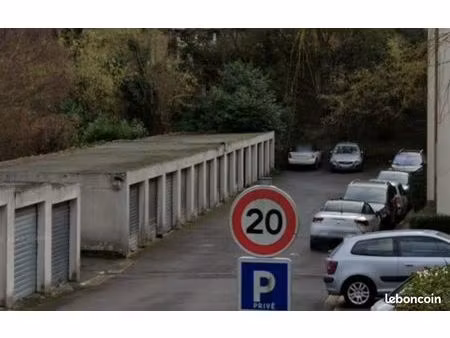 box fermé 10 m² à louer – résidence pré de jumelle – l’étang-la-ville (78620)