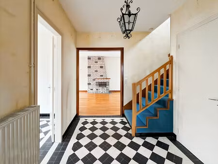 vente maison 7 pièces  140.00m²  le mesnil