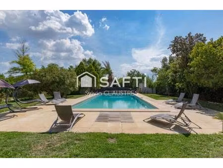 tres belle propriete de caractere entierement renovée