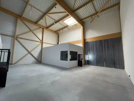 location local d'activités romainville 750 m²