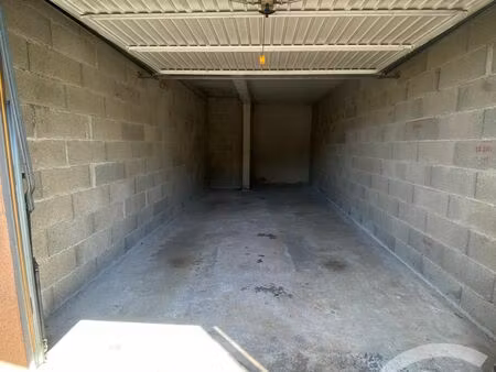 achat parking rodez 12000