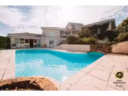 maison de prestige de 276 m2 en vente marcy  france