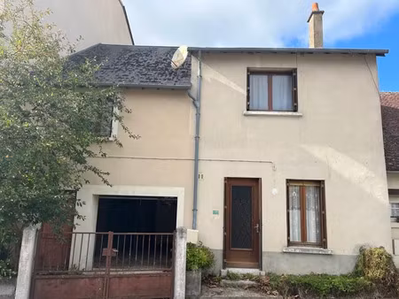 vente maison 5 pièces 101 m² à noyers-sur-cher (41140)  56 000 €