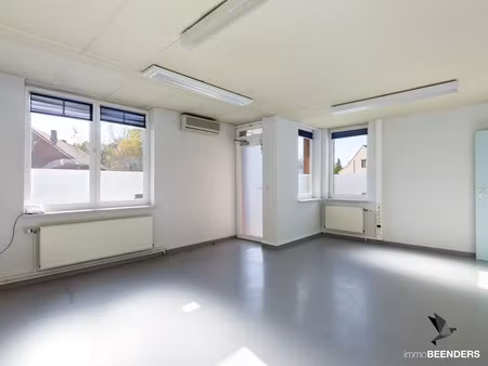 commercieel te huur in peer