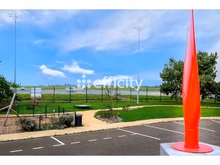 fonds de commerce - 526 m²