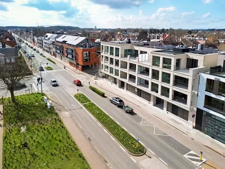 commercieel te huur in sint-andries