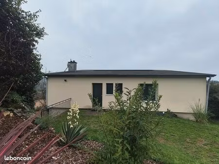 villa 5 pièces 95 m²