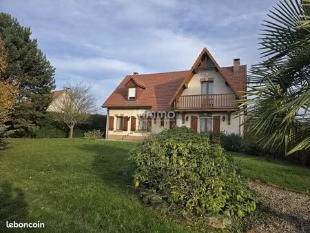 maison 6 pièces 131 m²