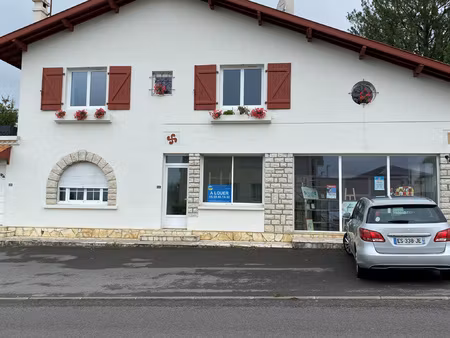 location local commercial st lon les mines 40300