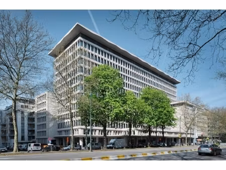 commercieel te huur in elsene