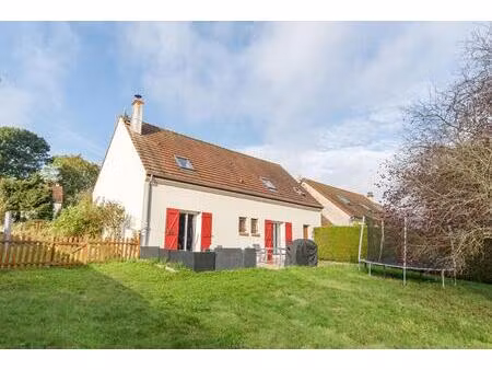 maison familiale située à aincourt