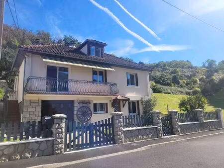 vente maison 6 pièces 145 m² bort-les-orgues (19110)