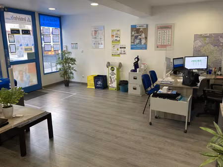 location local commercial 40m² troyes 10000