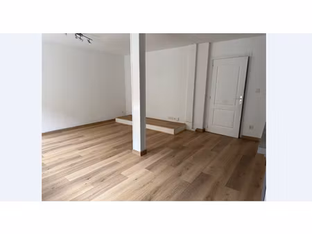 location appartement 2 pièces 42m²