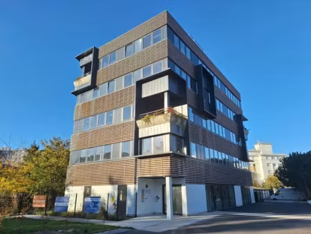 a vendre - bureaux 697 m² div 75 m² - talence proche rocade sortie 17
