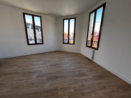 immeuble pont de l arche comprenant 3 lots