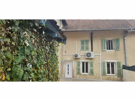 à vendre maison dans un ancien corps de ferme à brens (01300)grande maison familiale à bre