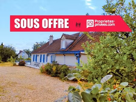 fermette isolée sur 2 ha avec gîte et piscine chaumussay