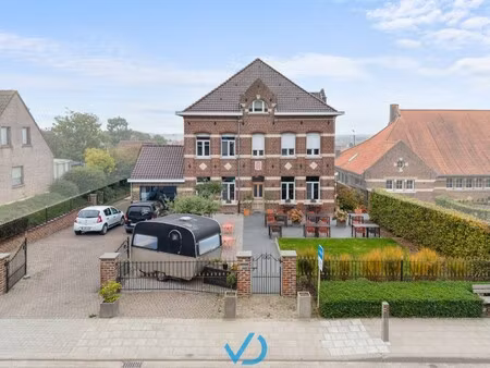 commercieel te koop in nieuwkerke met 2 slaapkamers