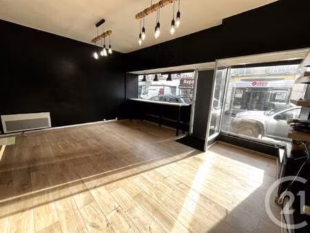 location bureaux et commerces à argentan (61200) : à louer / 44m² argentan