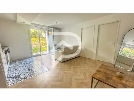 t2 en rez-de-jardin à béligneux