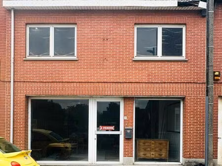 maison à vendre avec terrasse et 1 chambre   basècles (vbd41050)